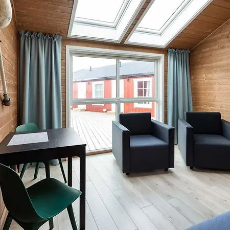 Eliassen Rorbuer 2* Reine