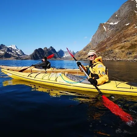 Eliassen Rorbuer Resort 2*
