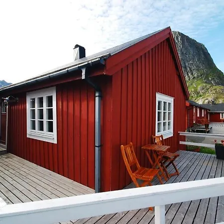 Eliassen Rorbuer Resort Reine