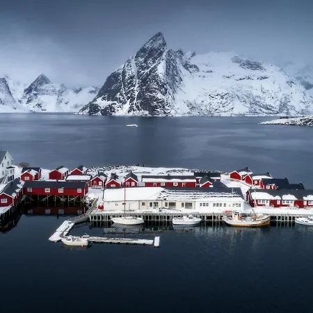 Eliassen Rorbuer Resort