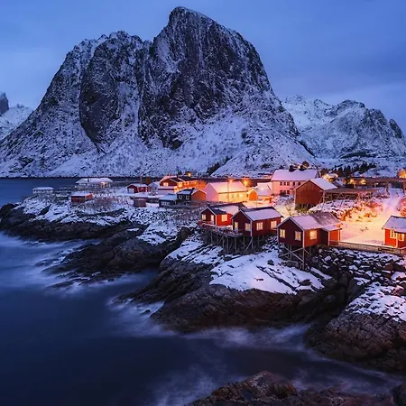 Eliassen Rorbuer Resort 2*