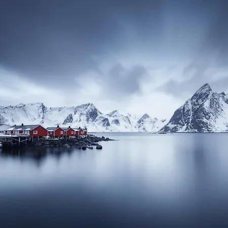 Resort Eliassen Rorbuer 2*