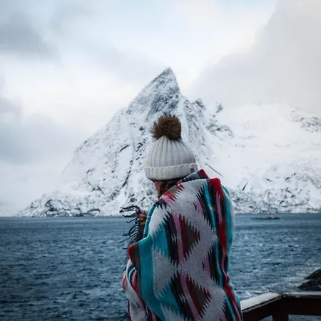 Resort Eliassen Rorbuer 2*