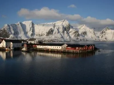 Eliassen Rorbuer Reine