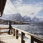 Eliassen Rorbuer Resort 2*