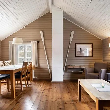 Resort Eliassen Rorbuer Reine