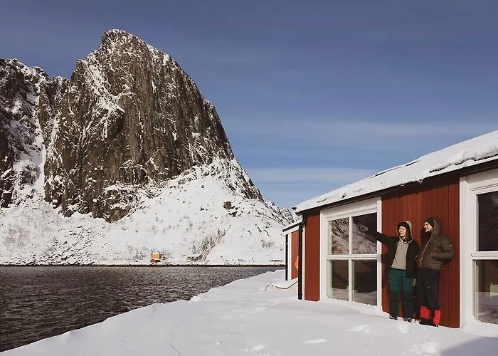 Semesteranläggning (resort) Eliassen Rorbuer