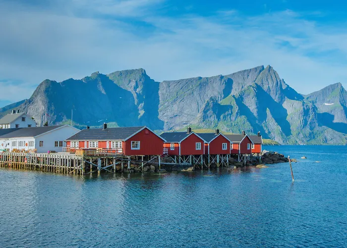 Semesteranläggning (resort) Eliassen Rorbuer 2*