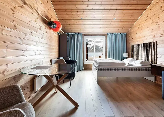 Eliassen Rorbuer Semesteranläggning (resort) 2*