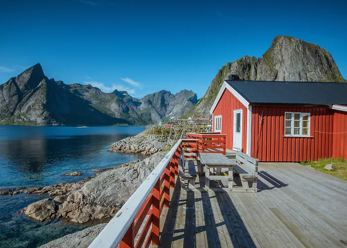 Semesteranläggning (resort) Eliassen Rorbuer