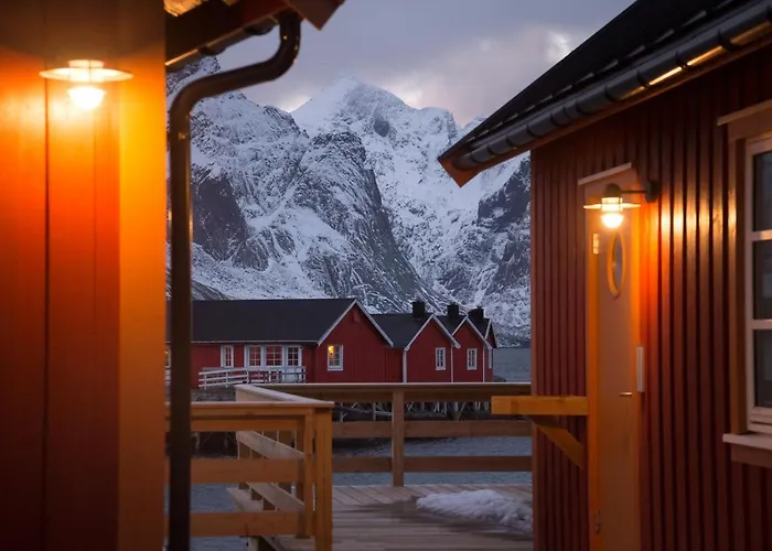 Eliassen Rorbuer Semesteranläggning (resort) Reine